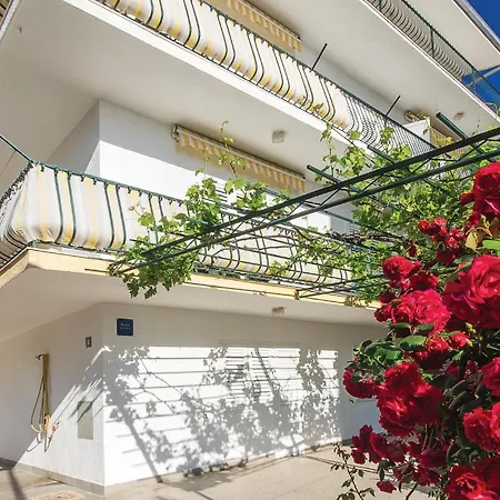 Amazing In Omis With Wifi Apartment *